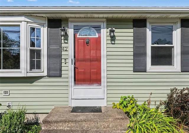 Photo 4 of Sale Pending at 42 Roger Williams Ave, Rumford, RI 02916 | MLS# 1420877 | Listing updated on 2026-08-21