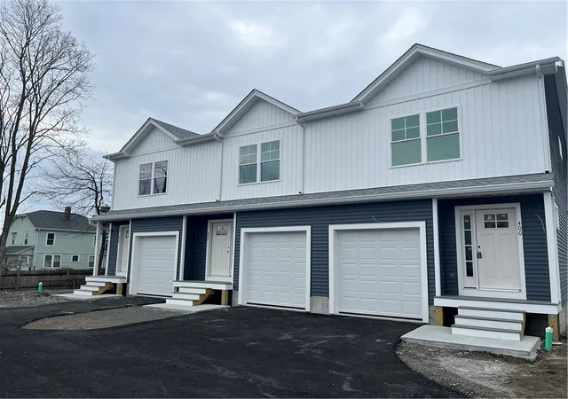 Photo 3 of Sale Pending at 404 Juniper St, East Providence, RI 02914 | MLS# 1421052 | Listing updated on 2026-08-19
