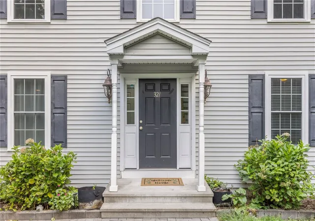 Photo 2 of Single family home for sale at 321 River Rd, Lincoln, RI 02865 | MLS# 1421079 | Listing updated on 2026-08-31