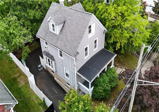 Photo 2 of Sale Pending at 1059 Narragansett Blvd, Cranston, RI 02905 | MLS# 1420834 | Listing updated on 2026-08-27