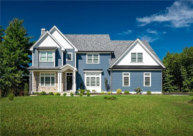 Photo 2 of Single family home for sale at 5 Lacey Ct, Smithfield, RI 02917 | MLS# 1421235 | Listing updated on 2026-09-01