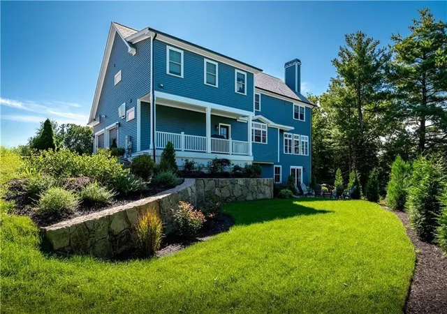 Photo 3 of Single family home for sale at 5 Lacey Ct, Smithfield, RI 02917 | MLS# 1421235 | Listing updated on 2026-09-01