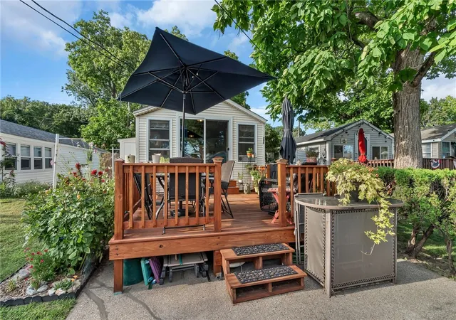 Photo 1 of Sale Pending at 29 E Andrew Comstock Rd, Warwick, RI 02886 | MLS# 1421213 | Listing updated on 2026-08-28
