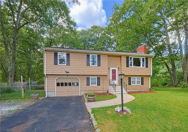 Photo 1 of Single family home for sale at 685 Twin Brook Ln, Coventry, RI 02816 | MLS# 1421728 | Listing updated on 2026-08-30