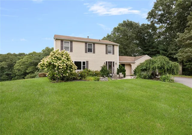 Photo 3 of Single family home for sale at 111 Olney Arnold Rd, Cranston, RI 02921 | MLS# 1420838 | Listing updated on 2026-08-28