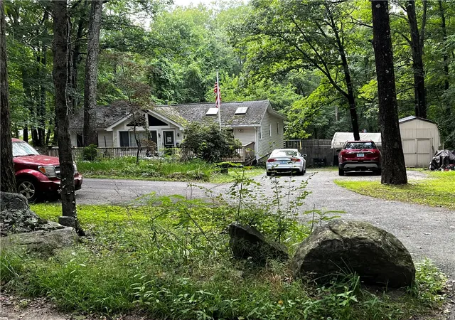 Photo 1 of Single family home for sale at 87 Tower Hl Rd, Cumberland, RI 02864 | MLS# 1421841 | Listing updated on 2026-09-01