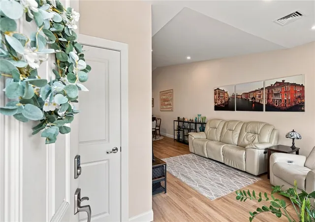 Photo 5 of Condo for sale at 6 W Valley Cir, West Warwick, RI 02893 | MLS# 1422048 | Listing updated on 2026-09-01