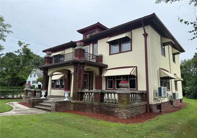 Photo 1 of Single family home for sale at 177 High St, Westerly, RI 02891 | MLS# 1422202 | Listing updated on 2026-10-08