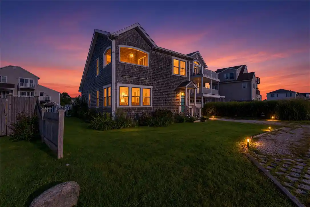 Photo 1 of Single family home for sale at 29 Glenwood Ave, Narragansett, RI 02882 | MLS# 1422646 | Listing updated on 2026-10-25