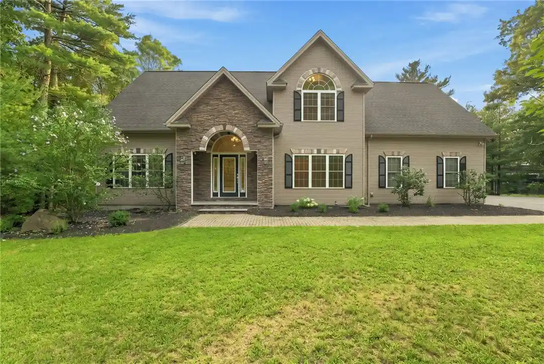 Photo 1 of Single family home for sale at 57 Clb House Rd, Coventry, RI 02816 | MLS# 1422917 | Listing updated on 2026-10-25