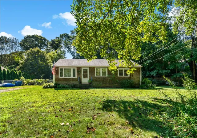 Photo 2 of Sale Pending at 430 Pond St, Wakefield, RI 02879 | MLS# 1423273 | Listing updated on 2026-10-08