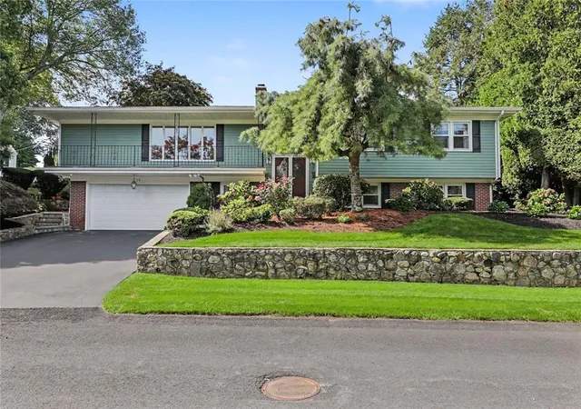 Photo 2 of Single family home for sale at 14 Sweet Hl Dr, Johnston, RI 02919 | MLS# 1423371 | Listing updated on 2026-09-28