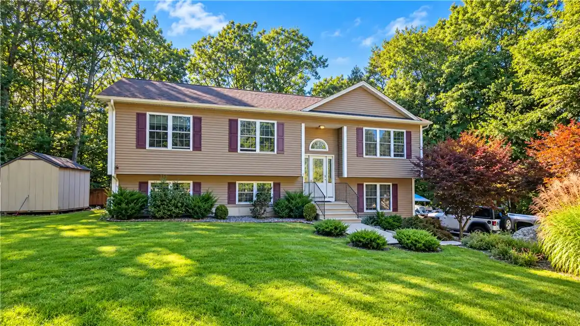Single family home for sale at 35 Doe Xing Dr, Pascoag, RI 02859 | MLS# 1423502