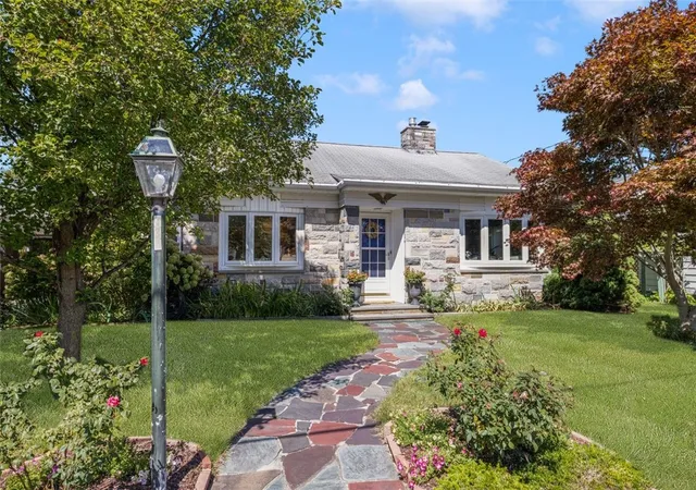 Photo 1 of Sale Pending at 135 Arnold St, Lincoln, RI 02865 | MLS# 1423539 | Listing updated on 2026-09-22