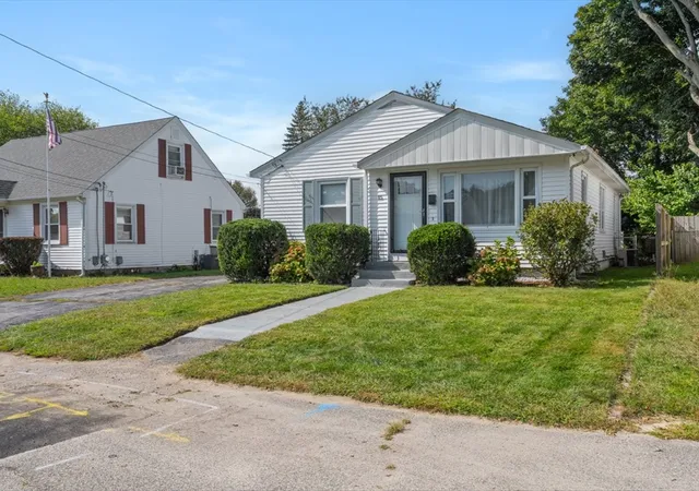 Photo 2 of Single family home for sale at 15 Simpson St, North Providence, RI 02911 | MLS# 1423572 | Listing updated on 2026-09-28