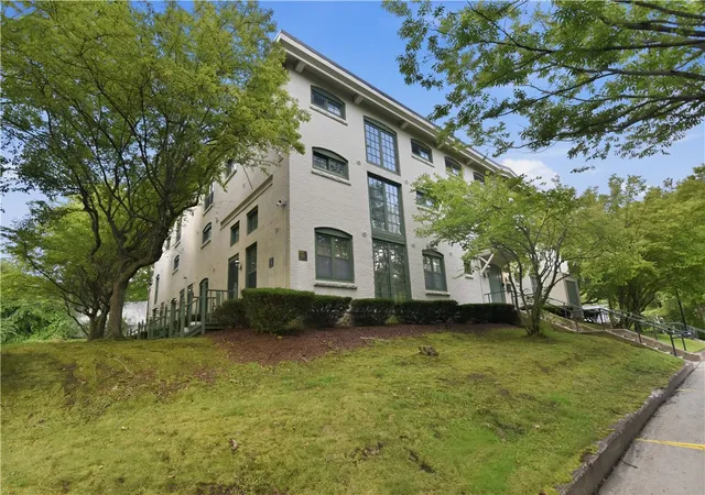 Photo 18 of Sale Pending at 25 Higgins St #104, Smithfield, RI 02917 | MLS# 1423244 | Listing updated on 2026-09-28