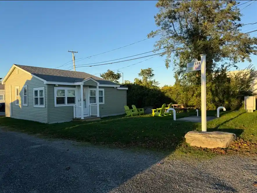 Photo 1 of Single family home for sale at 655 Succotash Rd, Wakefield, RI 02879 | MLS# 1423534 | Listing updated on 2026-10-23