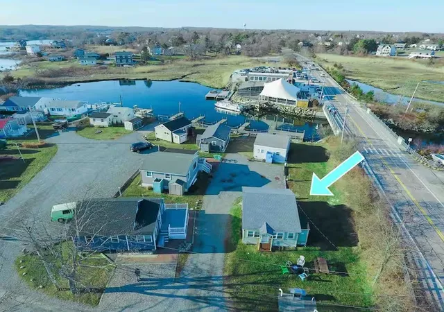 Photo 2 of Single family home for sale at 655 Succotash Rd, Wakefield, RI 02879 | MLS# 1423534 | Listing updated on 2026-10-11