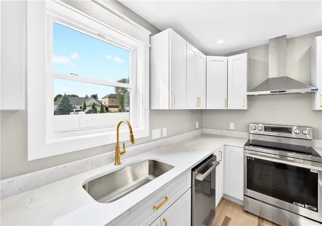 Photo 3 of Condo for sale at 1455 Park Ave #4, Cranston, RI 02920 | MLS# 1423647 | Listing updated on 2026-09-28