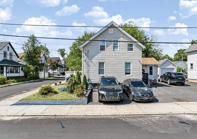 Photo 2 of Sale Pending at 279 Smith St, Cranston, RI 02905 | MLS# 1423768 | Listing updated on 2026-09-28