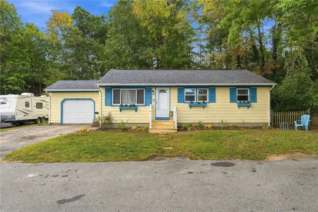 Photo 1 of Single family home for sale at 6 Sand St, Coventry, RI 02816 | MLS# 1422483 | Listing updated on 2026-10-29