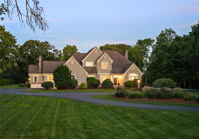 Photo 3 of Single family home for sale at 50 Kenyon Ave, East Greenwich, RI 02818 | MLS# 1422608 | Listing updated on 2026-10-02