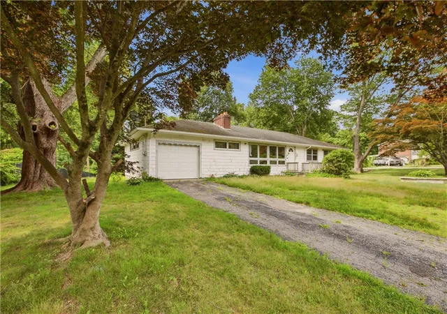 Photo 2 of Sale Pending at 1639 Bulgarmarsh Rd, Tiverton, RI 02878 | MLS# 1423948 | Listing updated on 2026-10-08