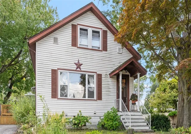 Photo 2 of Sale Pending at 26 Rutherglen Ave, Providence, RI 02907 | MLS# 1424060 | Listing updated on 2026-10-03