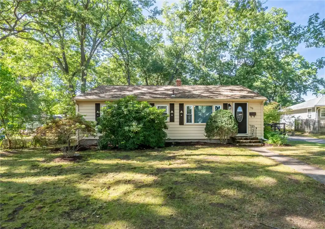 Photo 1 of Single family home for sale at 133 Inman Ave, Warwick, RI 02886 | MLS# 1424036 | Listing updated on 2026-10-25