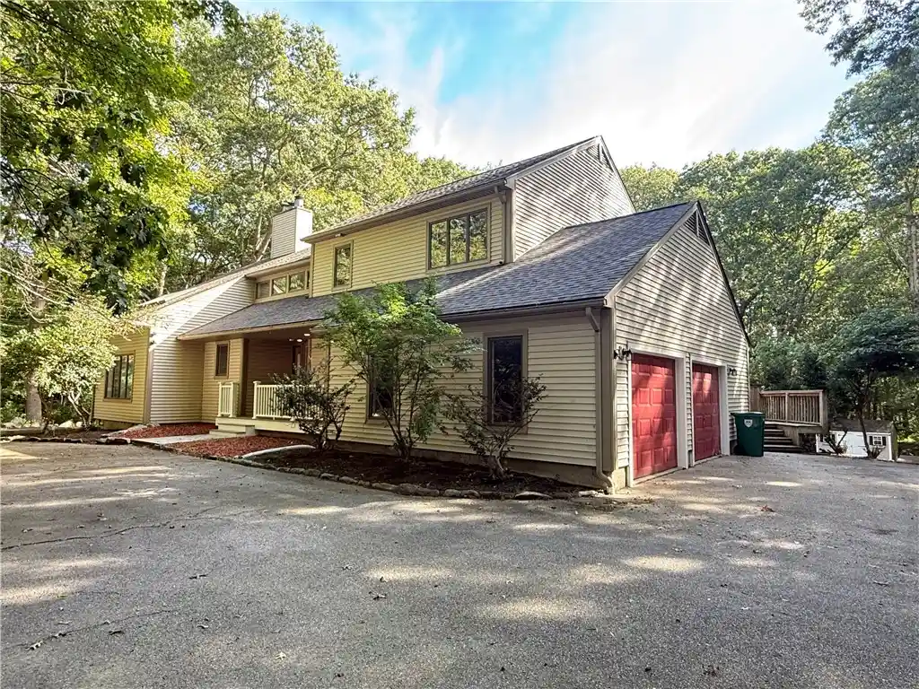 Single family home for sale at 26 Trout Brk Ln, Hope, RI 02831 | MLS# 1424138