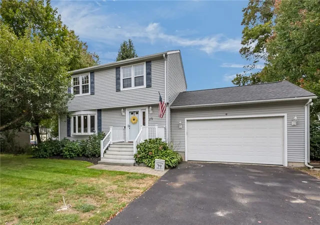 Photo 2 of Single family home for sale at 39 Whispering Pines, Cumberland, RI 02864 | MLS# 1424172 | Listing updated on 2026-09-29