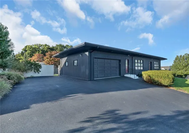 Photo 2 of Single family home for sale at 30 Circuit Dr, Cumberland, RI 02864 | MLS# 1424156 | Listing updated on 2026-10-04