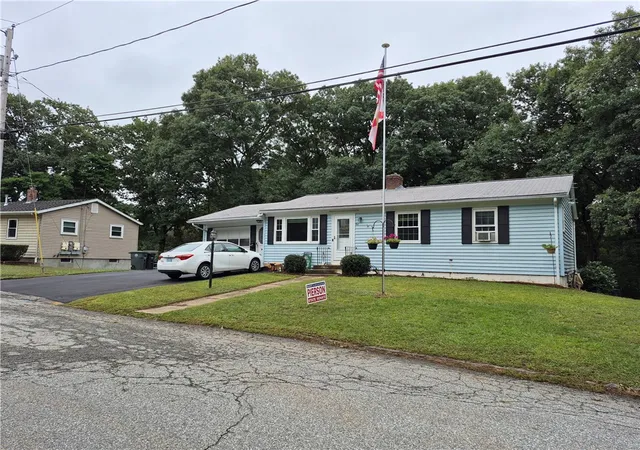 Photo 3 of Sale Pending at 86 Marshall Cir, Coventry, RI 02816 | MLS# 1424077 | Listing updated on 2026-09-28