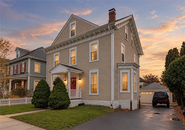 Multi family home for sale at 5 Elliot Pl, Newport, RI 02840 | MLS# 1424387