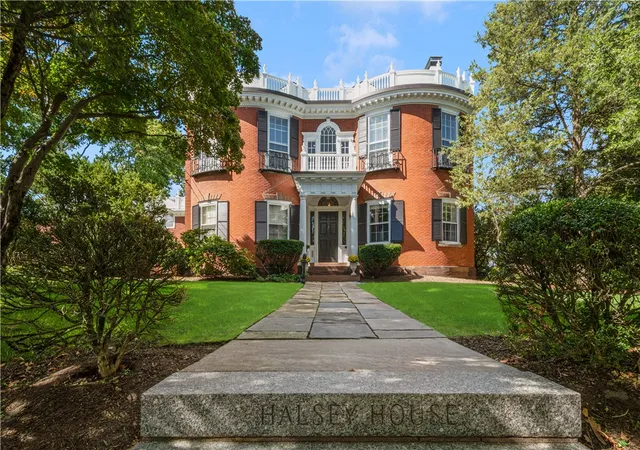 Photo 1 of Sale Pending at 140 Prospect St #4, Providence, RI 02906 | MLS# 1424425 | Listing updated on 2026-10-02
