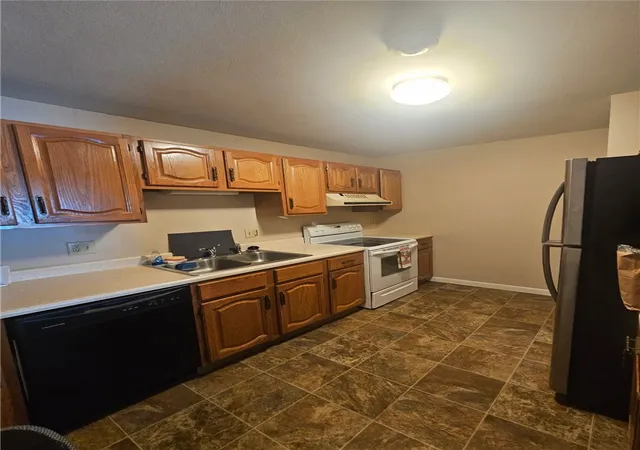 Photo 3 of Condo for sale at 24 Village Ct #24, West Warwick, RI 02893 | MLS# 1423746 | Listing updated on 2026-10-10