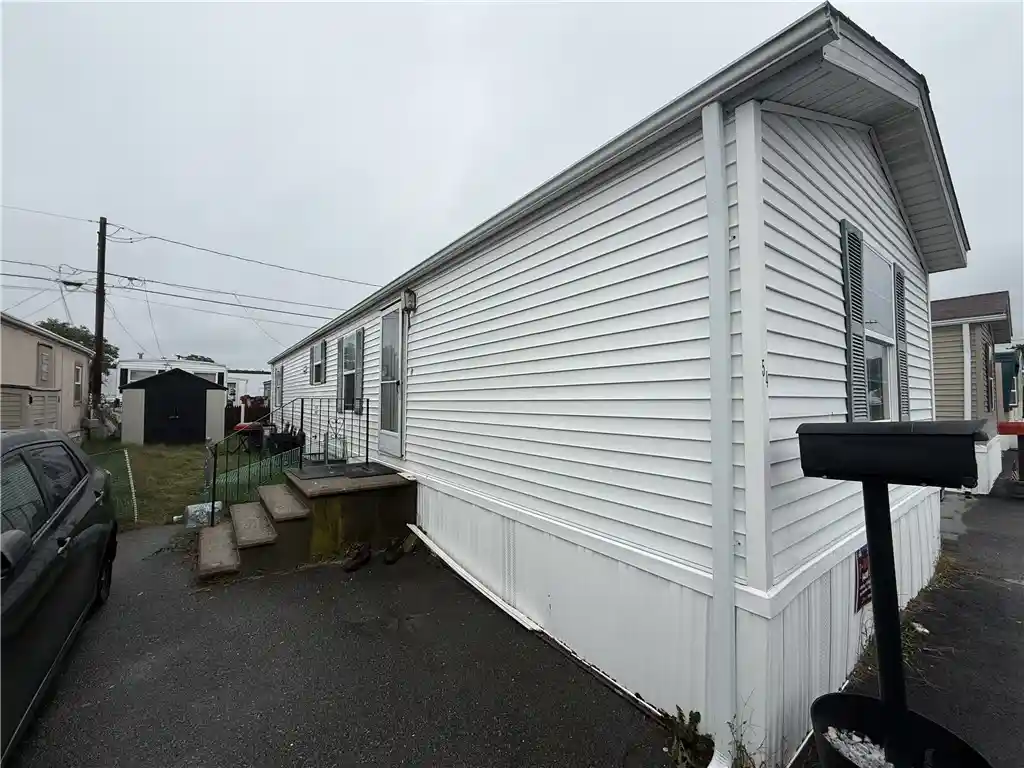 Single family home for sale at 54 West Dr, Rumford, RI 02916 | MLS# 1424522