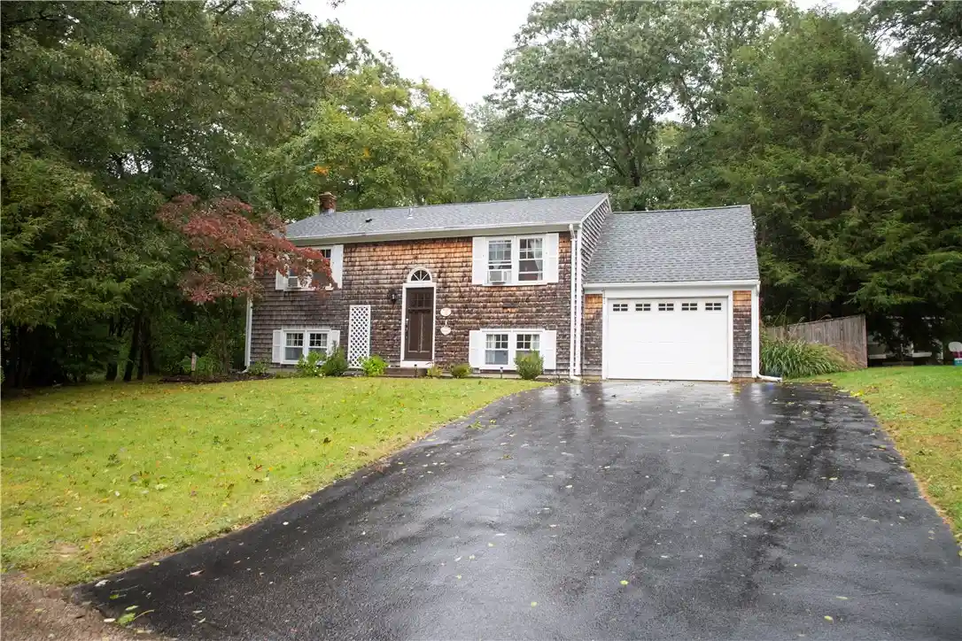Single family home for sale at 13 Sleepy Holw Ct, Westerly, RI 02891 | MLS# 1424587