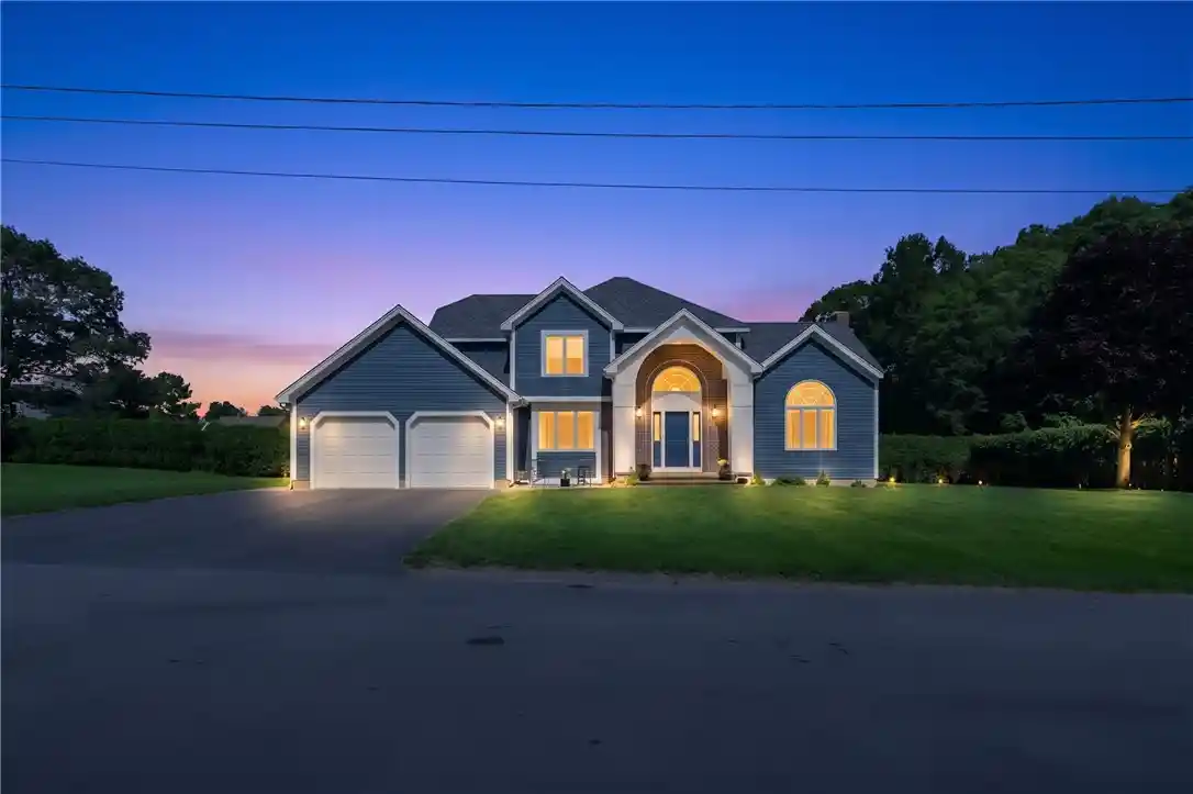 Photo 1 of Single family home for sale at 8 Lake View Ct, Johnston, RI 02919 | MLS# 1424504 | Listing updated on 2026-10-24