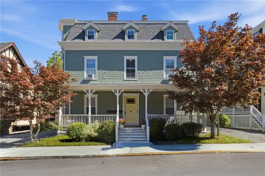 Photo 1 of Condo for sale at 8 Everett St #3, Newport, RI 02840 | MLS# 1424731 | Listing updated on 2026-10-24