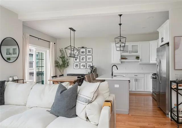 Photo 4 of Condo for sale at 601 Hunting Hl Dr, Cumberland, RI 02864 | MLS# 1424745 | Listing updated on 2026-10-11