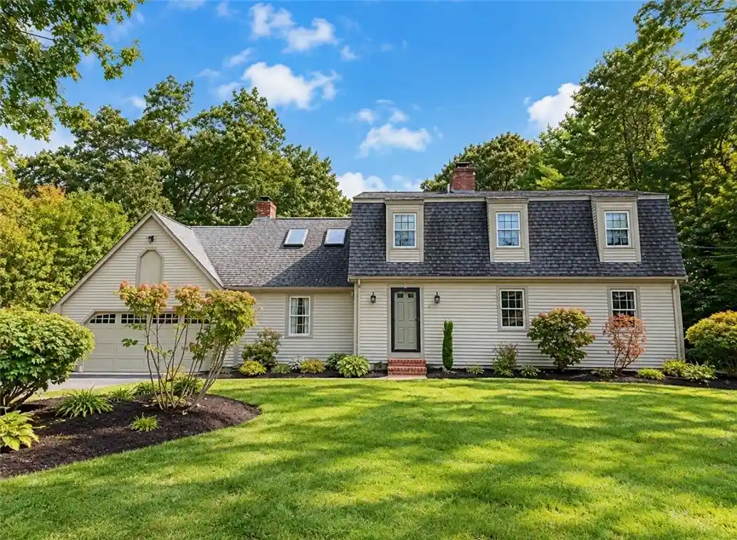 Single family home for sale at 8 Woodcrest Dr, Cumberland, RI 02864 | MLS# 1424783