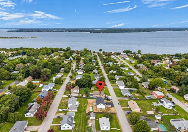 Photo 1 of Single family home for sale at 121 Robert Gray Ave, Tiverton, RI 02878 | MLS# 1424667 | Listing updated on 2026-10-11