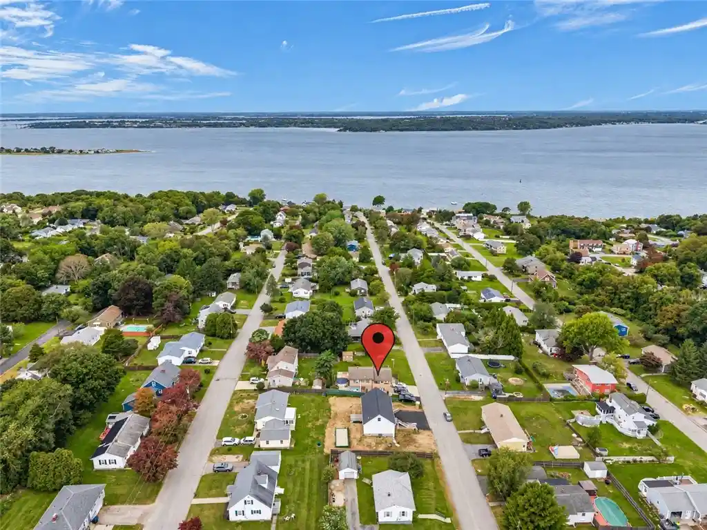 Photo 1 of Single family home for sale at 121 Robert Gray Ave, Tiverton, RI 02878 | MLS# 1424667 | Listing updated on 2026-10-22