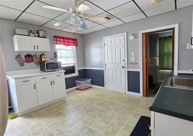 Photo 3 of Sale Pending at 33 Winthrop Ave, Pawtucket, RI 02861 | MLS# 1424798 | Listing updated on 2026-10-28