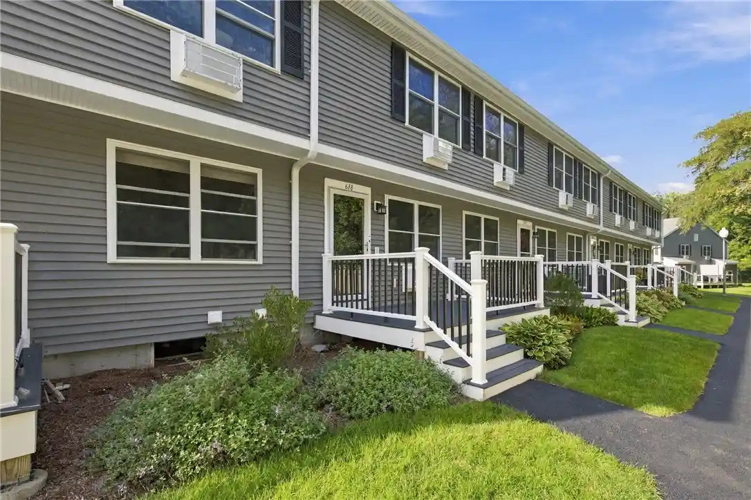 Condo for sale at 200 Post Rd #618, Warwick, RI 02888 | MLS# 1424789