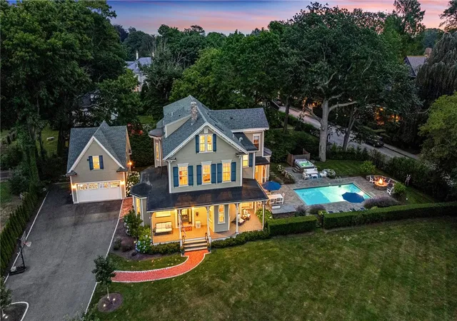 Photo 1 of Mansion for sale at 29 Greenough Pl, Newport, RI 02840 | MLS# 1424750 | Listing updated on 2026-10-11