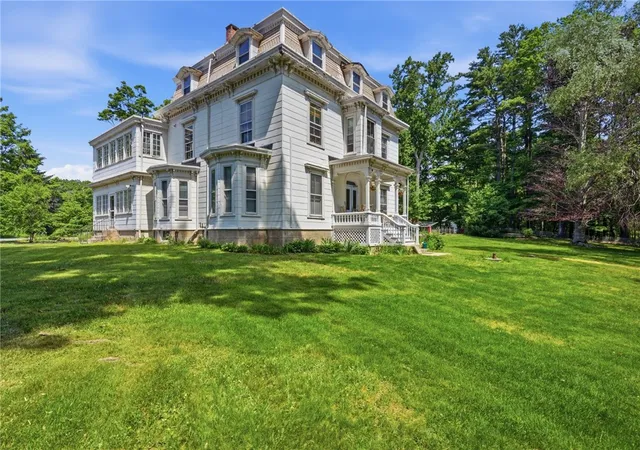 Photo 2 of Sale Pending at 7 Nichols Ln #7, Hope Valley, RI 02832 | MLS# 1424880 | Listing updated on 2026-10-01
