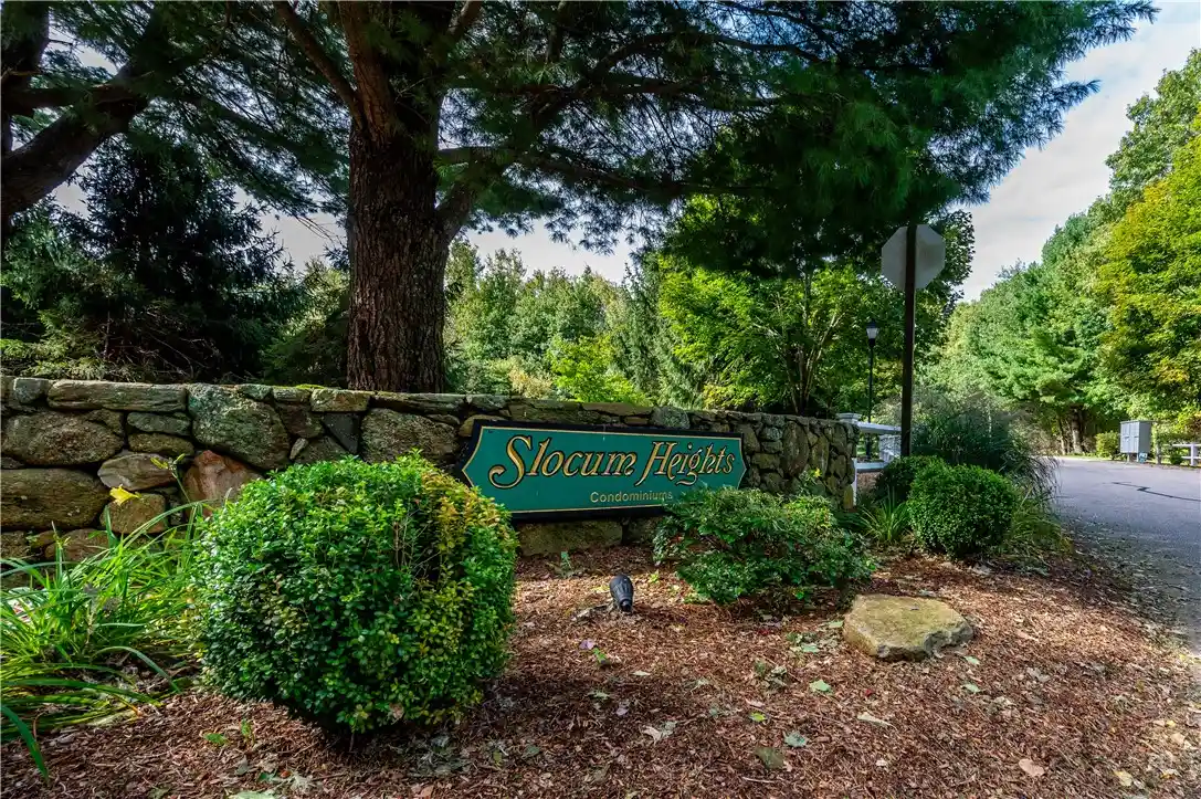 Condo for sale at 160 Allegra Ln, North Kingstown, RI 02852 | MLS# 1424777