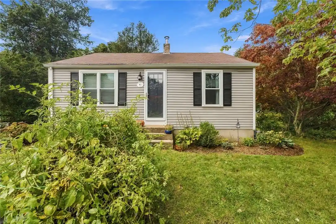 Photo 1 of Single family home for sale at 87 Potowomut Rd, East Greenwich, RI 02818 | MLS# 1424874 | Listing updated on 2026-10-24